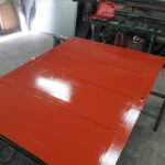 vrata v základní barvě